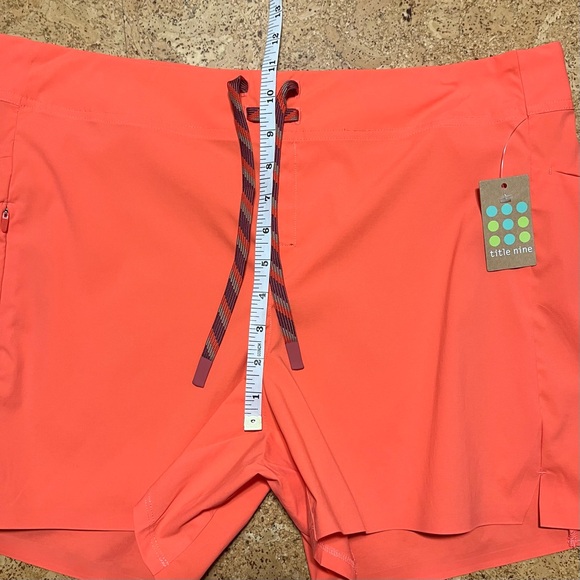 Title Nine Incrediboardie Swim Shorts 4” In Clementine NWT Sz 14 - Picture 15 of 16